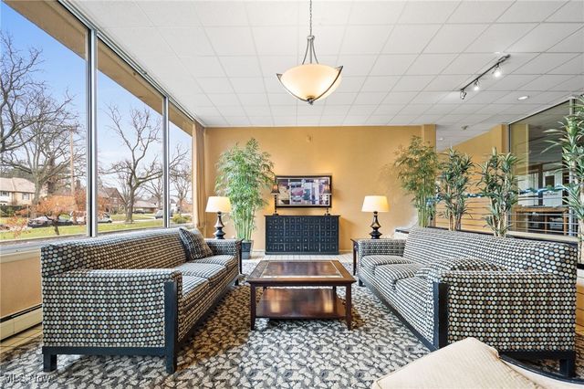 10301 Lake Avenue 606, Cleveland, OH 44102