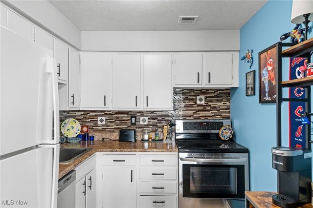 10301 Lake Avenue 606, Cleveland, OH 44102