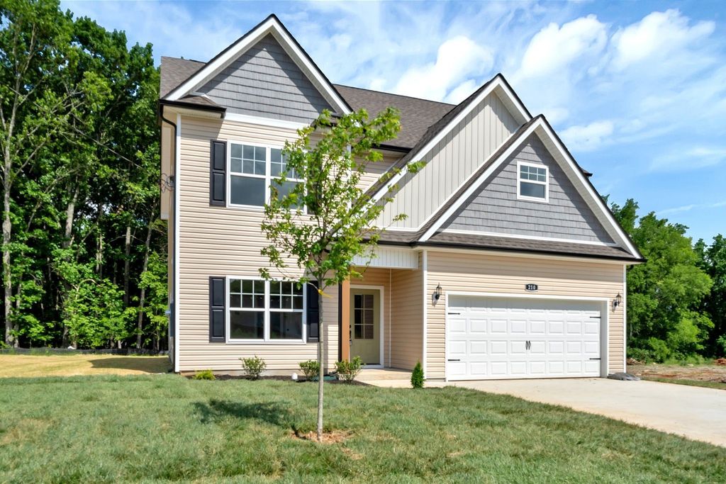 207 Hannah Lee Hill Rd, La Vergne, TN 37086