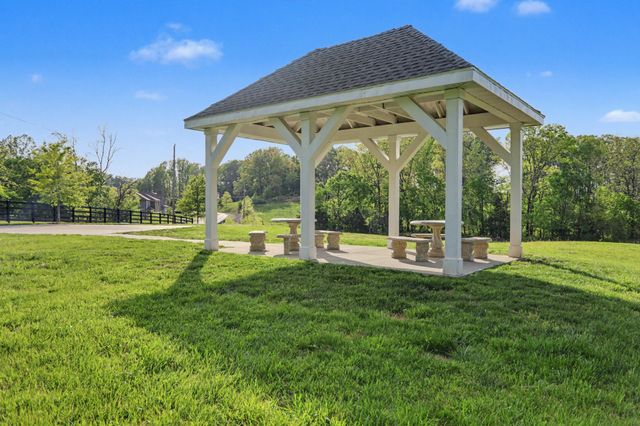 4113 Socata Ct, Cross Plains, TN 37049