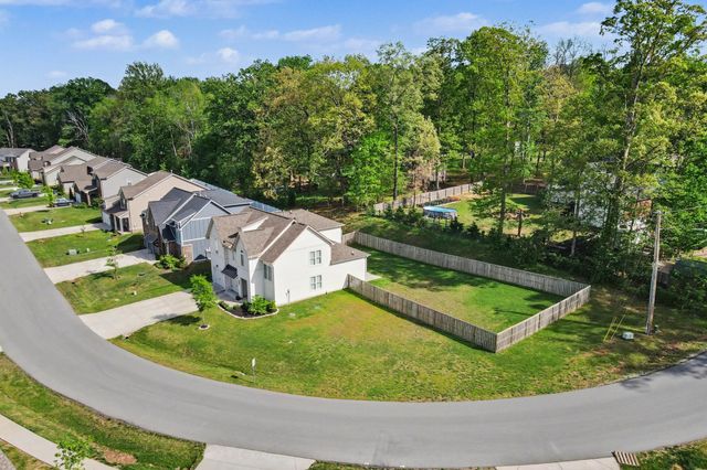 4113 Socata Ct, Cross Plains, TN 37049