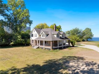 31103 Lakeshore Boulevard, Willowick, OH 44095
