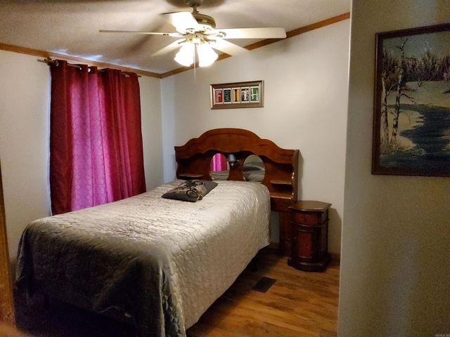 186 Muskogee Road, Royal, AR 71968