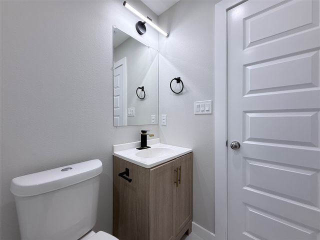 2538 Hooper Street, Dallas, TX 75215