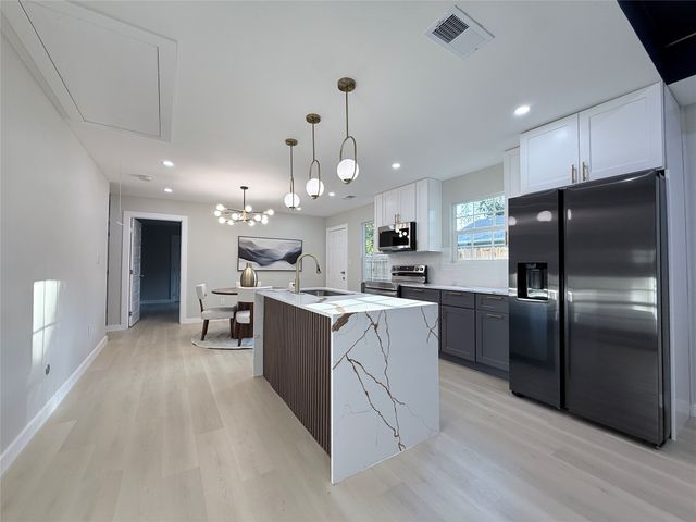2538 Hooper Street, Dallas, TX 75215