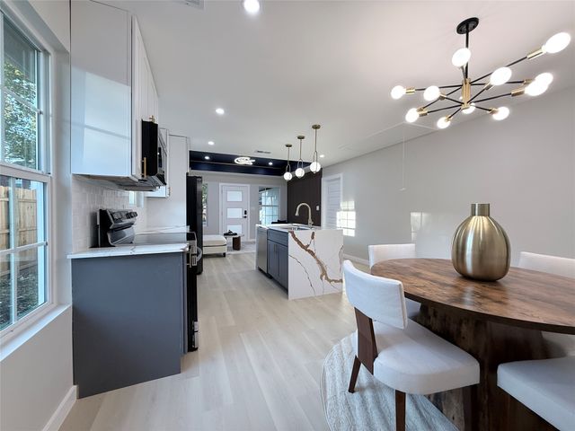 2538 Hooper Street, Dallas, TX 75215