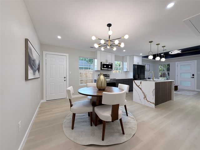 2538 Hooper Street, Dallas, TX 75215