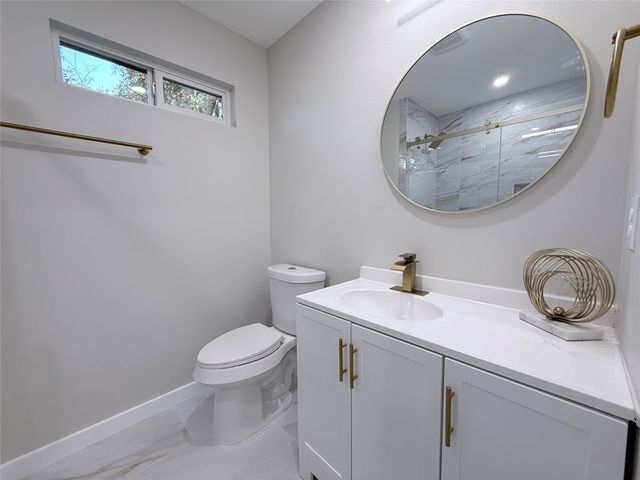 2538 Hooper Street, Dallas, TX 75215