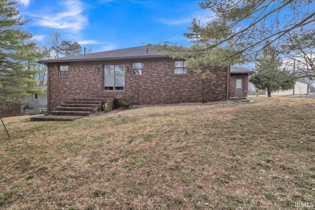 4115 Kuebler Road, Evansville, IN 47720