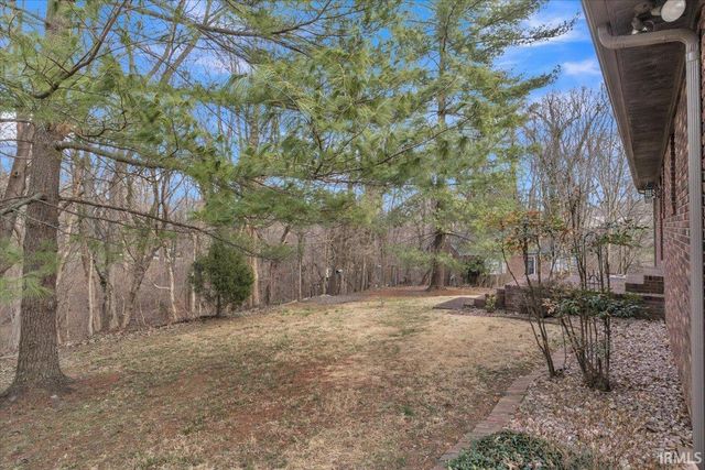 4115 Kuebler Road, Evansville, IN 47720