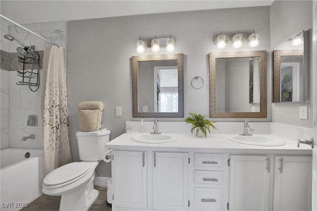 3425 East Russell Road 266, Las Vegas, NV 89120