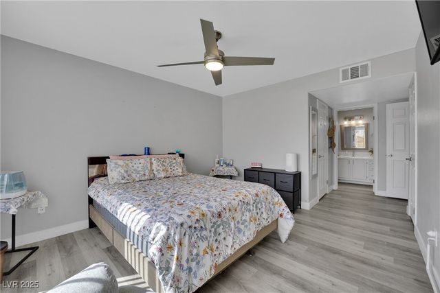 3425 East Russell Road 266, Las Vegas, NV 89120