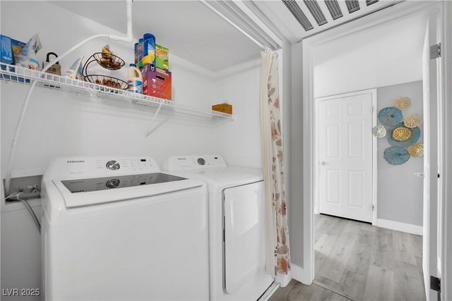 3425 East Russell Road 266, Las Vegas, NV 89120