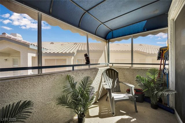 3425 East Russell Road 266, Las Vegas, NV 89120