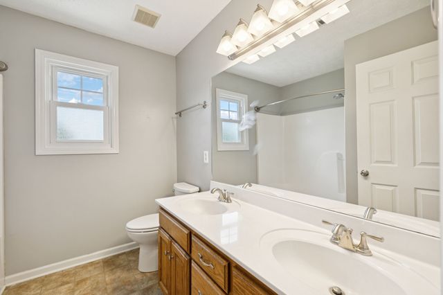 4507 Polaris Dr, Chapel Hill, TN 37034