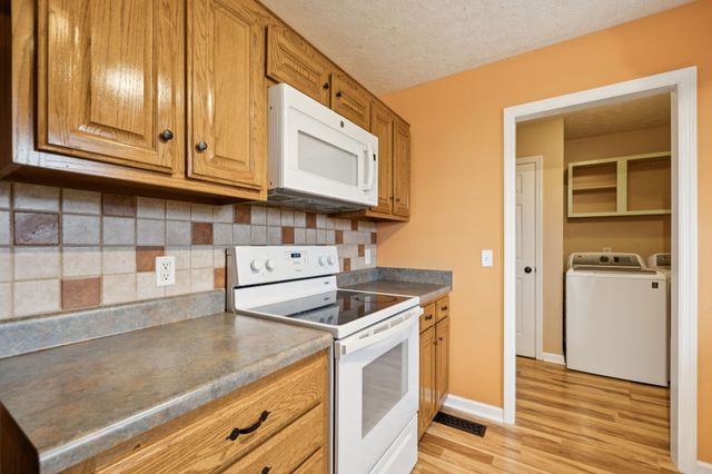 4507 Polaris Dr, Chapel Hill, TN 37034