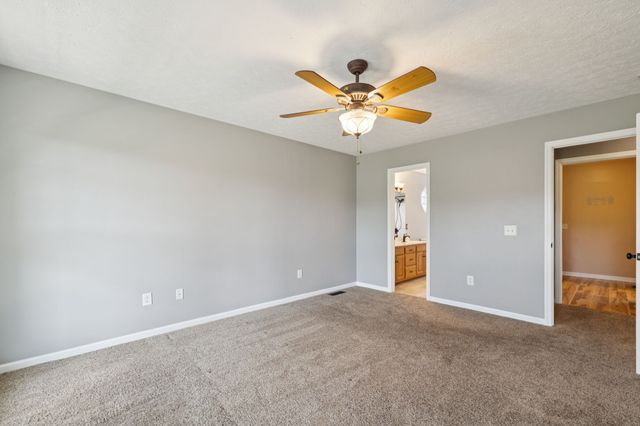 4507 Polaris Dr, Chapel Hill, TN 37034