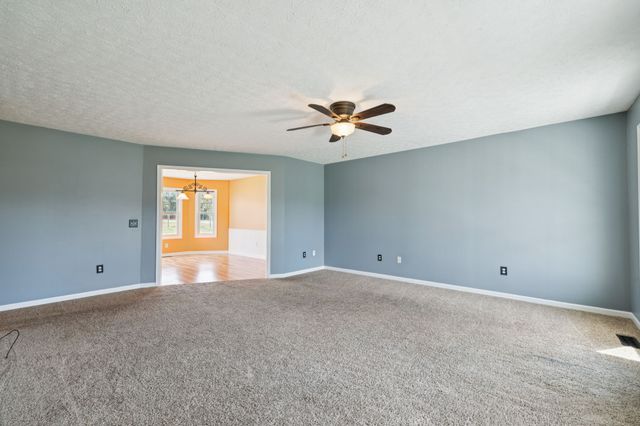 4507 Polaris Dr, Chapel Hill, TN 37034