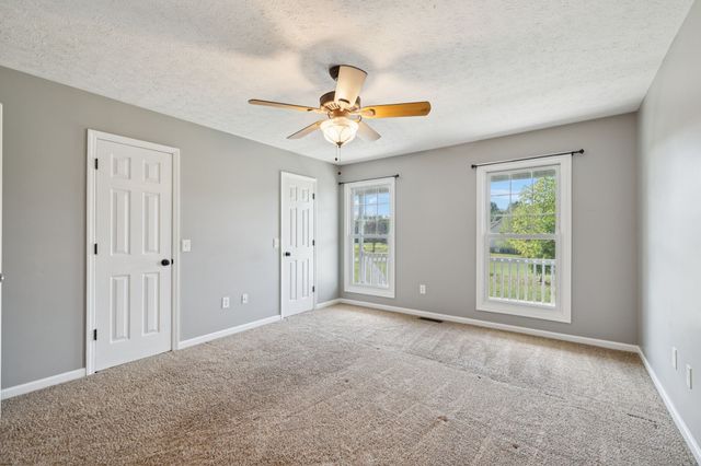 4507 Polaris Dr, Chapel Hill, TN 37034