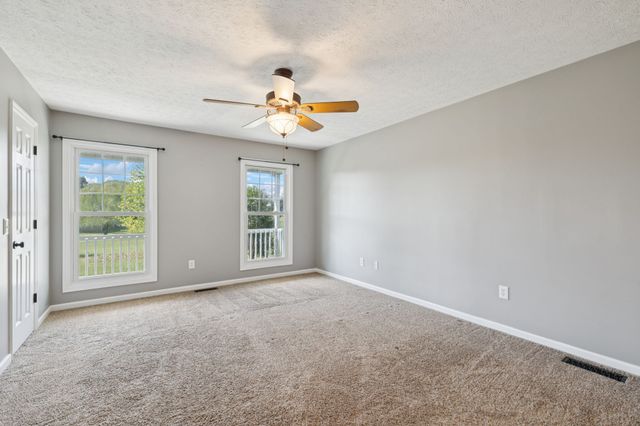 4507 Polaris Dr, Chapel Hill, TN 37034