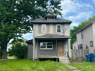 2503 E 29th Street, Lorain, OH 44055
