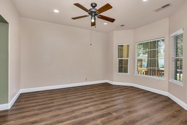 3877 Pintail Court, Merced, CA 95340