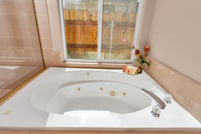 3877 Pintail Court, Merced, CA 95340