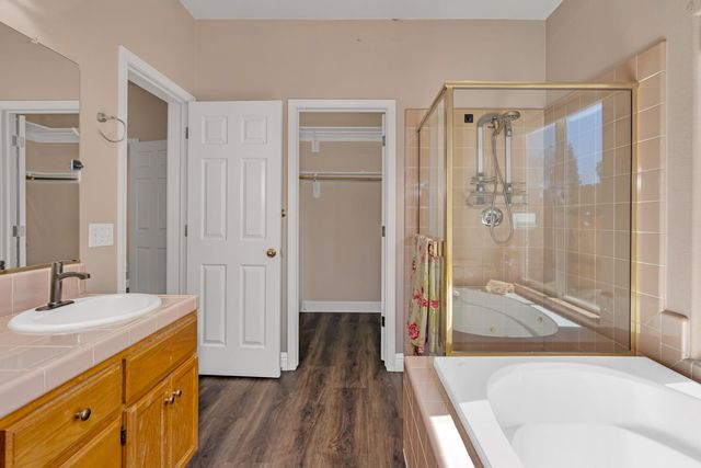 3877 Pintail Court, Merced, CA 95340