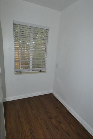 2567 15TH AVENUE N 2, St Petersburg, FL 33713