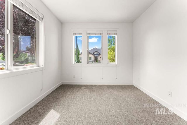 3488 W Sand Wedge St, Meridian, ID 83646