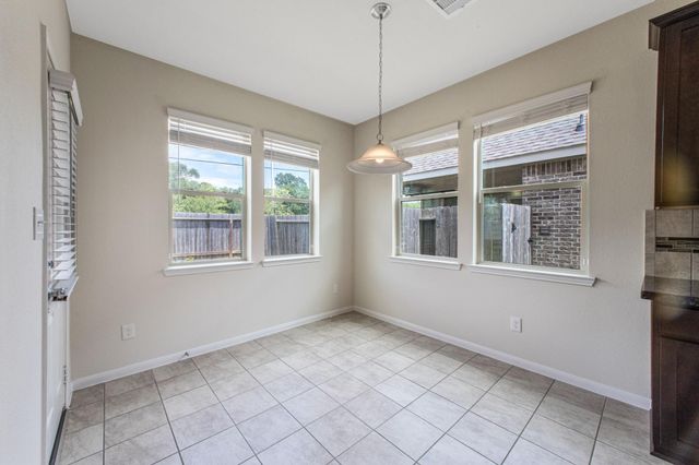 431 American Black Bear Drive, Crosby, TX 77532