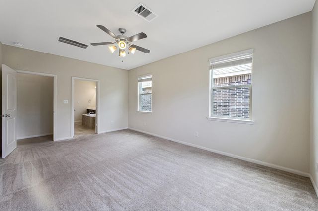 431 American Black Bear Drive, Crosby, TX 77532