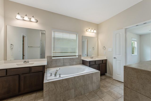 431 American Black Bear Drive, Crosby, TX 77532