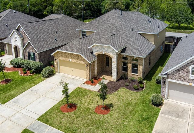 431 American Black Bear Drive, Crosby, TX 77532