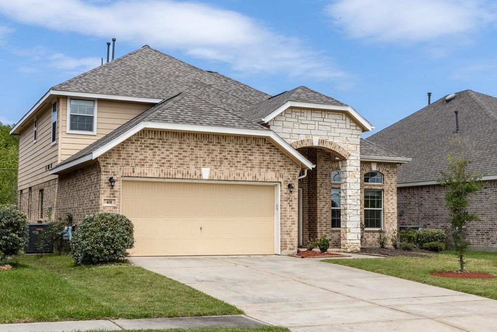 431 American Black Bear Drive, Crosby, TX 77532