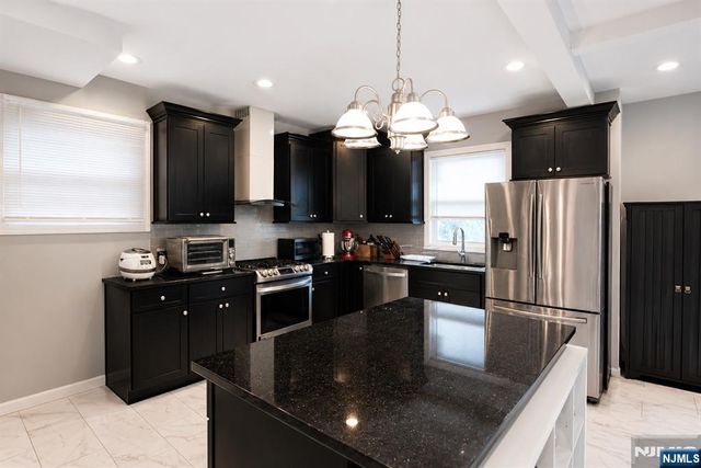 401 Broad Avenue, Englewood, NJ 07631