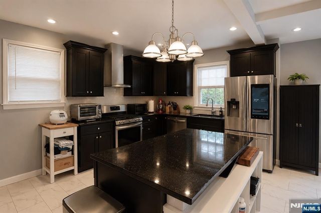401 Broad Avenue, Englewood, NJ 07631