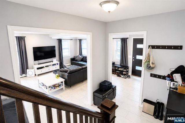 401 Broad Avenue, Englewood, NJ 07631