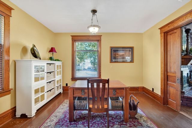 1007 N Howard Street, Indianola, IA 50125