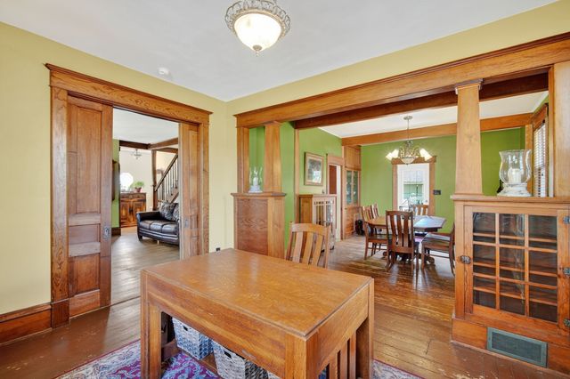 1007 N Howard Street, Indianola, IA 50125