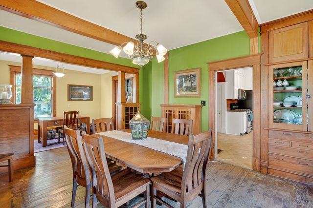 1007 N Howard Street, Indianola, IA 50125