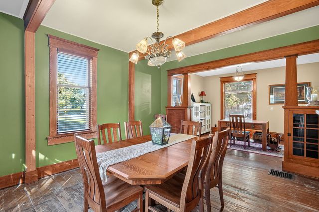 1007 N Howard Street, Indianola, IA 50125