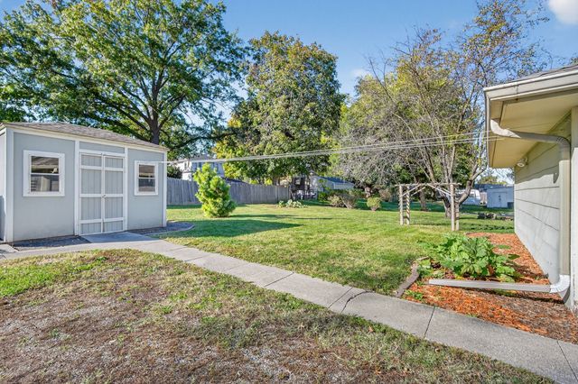 1007 N Howard Street, Indianola, IA 50125