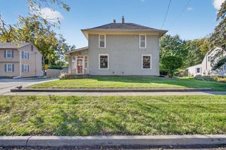 1007 N Howard Street, Indianola, IA 50125