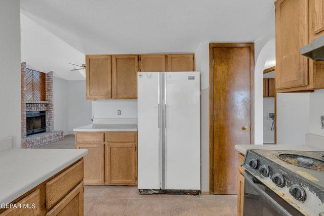 10740 Pleasant Hill Drive, El Paso, TX 79924