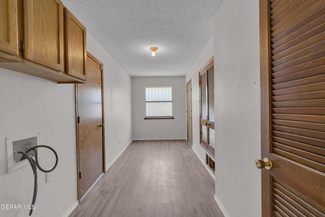 10740 Pleasant Hill Drive, El Paso, TX 79924