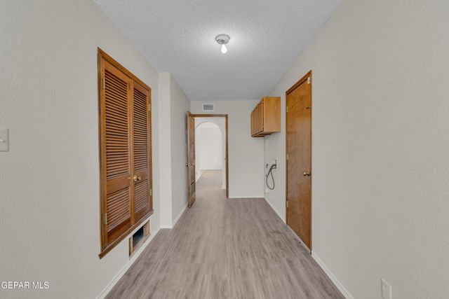 10740 Pleasant Hill Drive, El Paso, TX 79924
