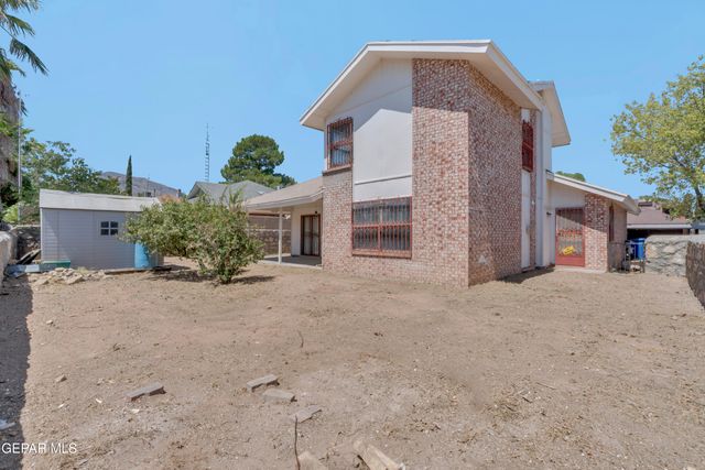 10740 Pleasant Hill Drive, El Paso, TX 79924