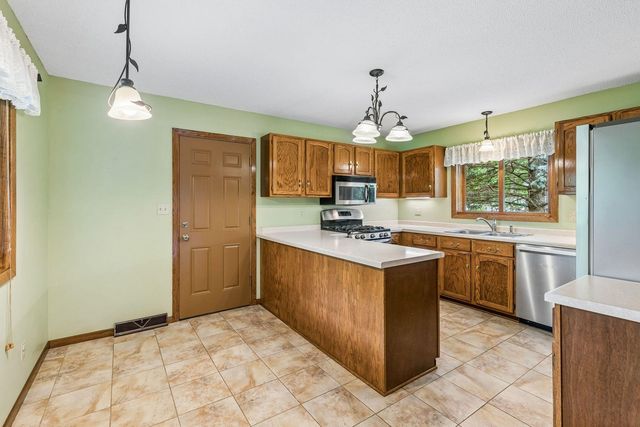 12725 Ethelton Way, Apple Valley, MN 55124