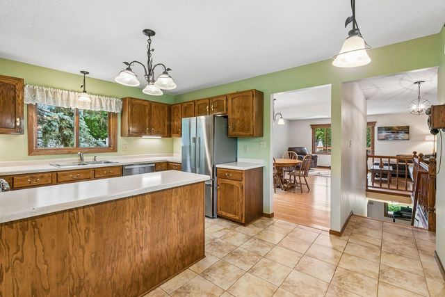 12725 Ethelton Way, Apple Valley, MN 55124